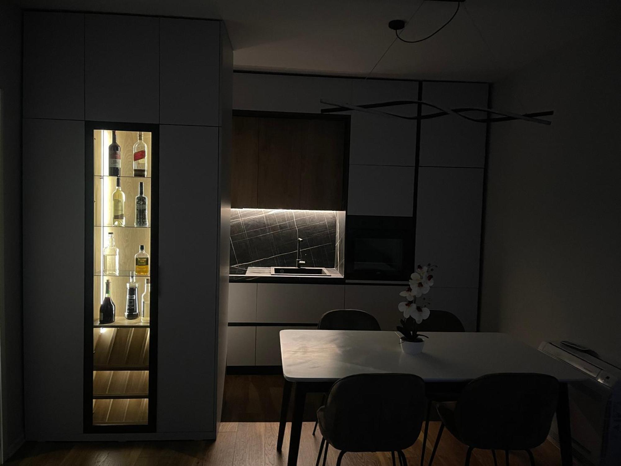 New Bazaar, Grand Apartment Tirana Extérieur photo
